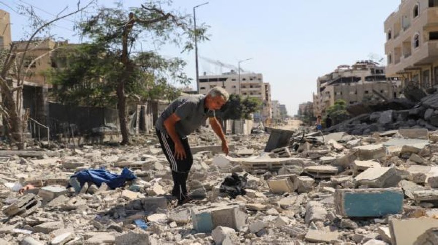 733 يوما على الحرب .. غارات متواصلة والحصار يشتد على مدينة غزة