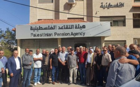 عميد متقاعد يطالب هيئة التقاعد ووزارة المالية بصرف مستحقاته