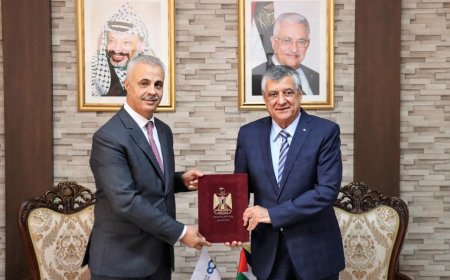 البنك العربي ووزارة النقل والمواصلات يوقعان اتفاقية تعاون لتعزيز السلامة المرورية