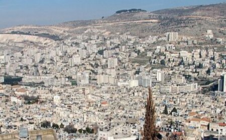 نابلس تختنق اقتصاديا بين الحواجز العسكرية وشح السيولة