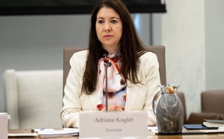 إفصاحات رسمية تكشف انتهاك مسؤولة سابقة في الفدرالي لقواعد التداول