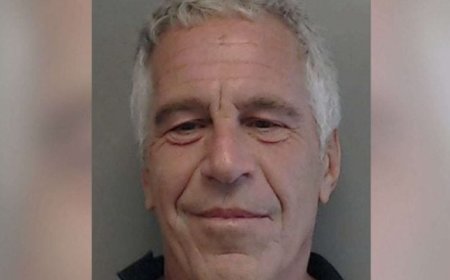 لماذا يركز الإعلام الأمريكي على صلات مغتصب القاصرات إبستين بترامب ويتجاهل علاقاته بالاستخبارات الإسرائيلية؟