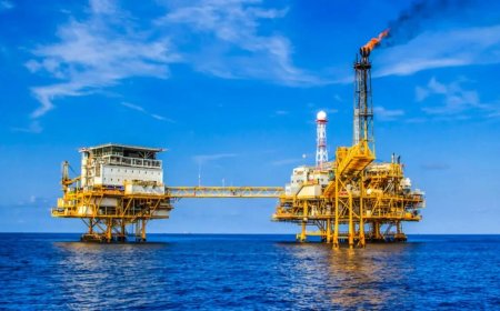 استئناف التحميل الروسي يضغط على أسعار النفط