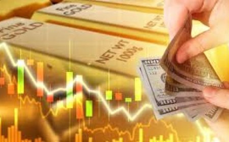 تراجع طفيف لأسعار الذهب مع ارتفاع الدولار