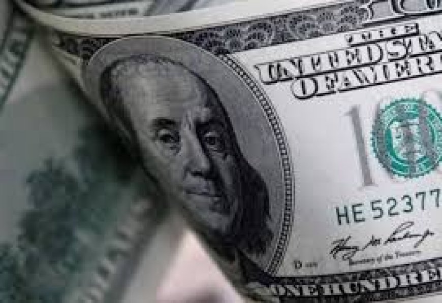 الدولار يواصل صعوده مستقراً قرب أعلى مستوى في ثلاثة أشهر