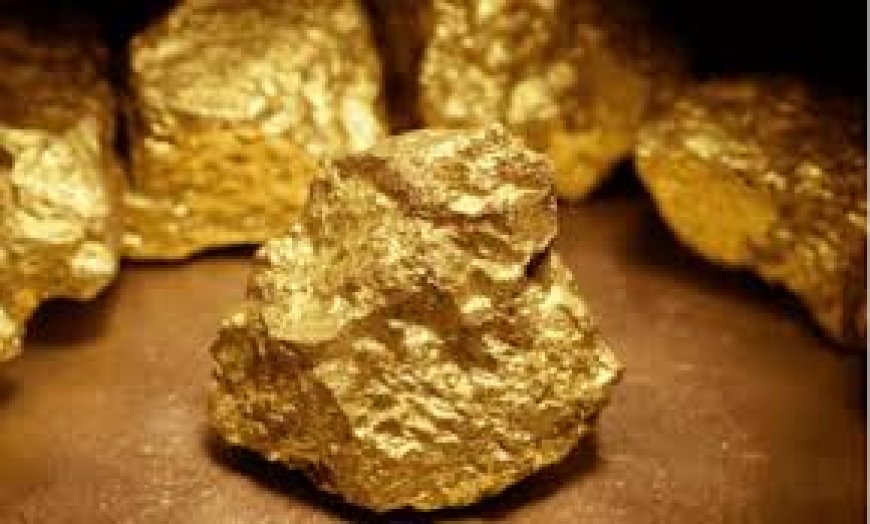 الذهب يرتفع مدعوماً بتراجع الدولار وتزايد رهانات خفض الفائدة الأميركية