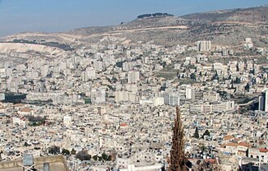 نابلس تختنق اقتصاديا بين الحواجز العسكرية وشح السيولة