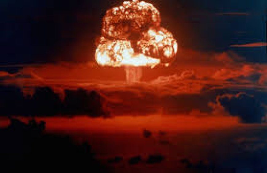 الولايات المتحدة تختبر قنبلة نووية