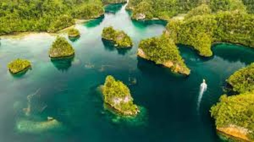 جزر شرق إندونيسيا تعود لقائمة أغلى الوجهات السياحية