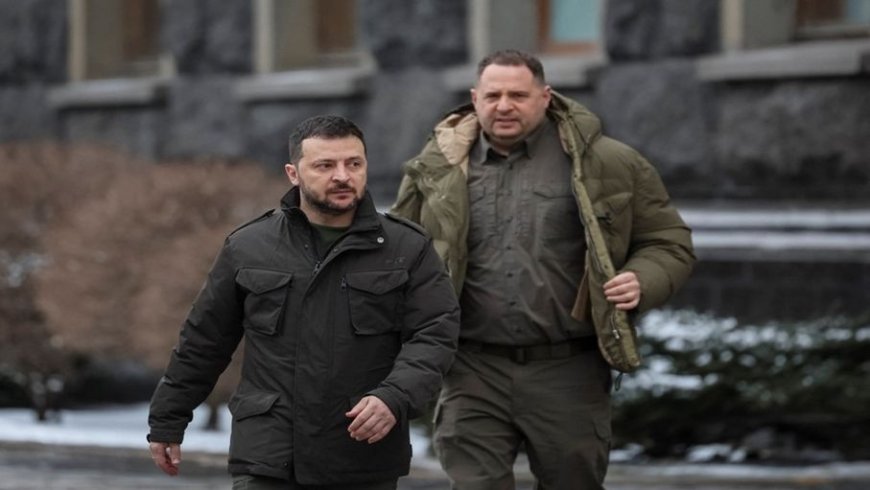 استقالة مدير مكتب زيلينسكي وسط تحقيق في فضيحة فساد كبرى