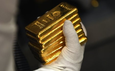 الذهب يتراجع مع ارتفاع عوائد السندات وترقب بيانات أميركية حاسمة