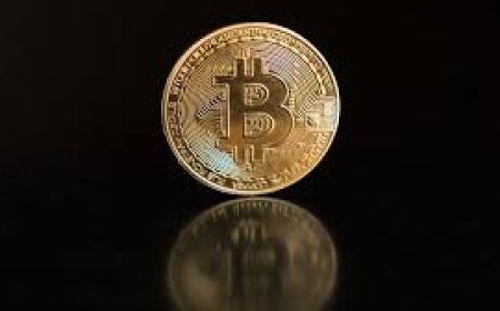 بعد انخفاضها 30% من مستوياتها القياسية ..التاريخ يرجح موجة صعود مرتقبة للبتكوين