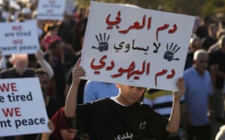 حاخامٌ صهيونيٌّ يصِف نواب العرب بالكنيست براكبي الجمال ويُطالِب بطردهم