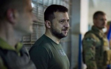 إيكونوميست: زيلينسكي قد يختار تشكيل حكومة يرأسها مسؤولون أمنيون