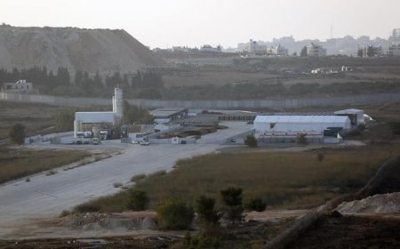 اسرائيل تروج مرة أخرى لإنشاء حي استيطاني في مطار عطروت بالقدس