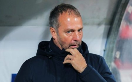 اعتراف واضح من فليك بعد فوز برشلونة على جوادالاخارا