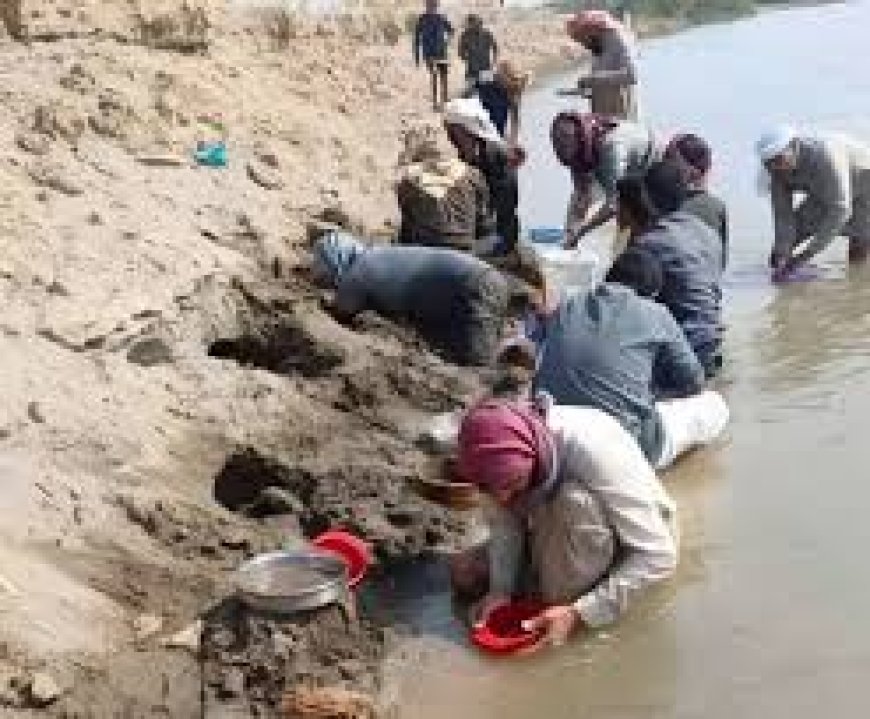 ذهب على ضفاف الأنهار.. كنوز صغيرة ما زالت تُستخرج بالطرق اليدوية حول العالم