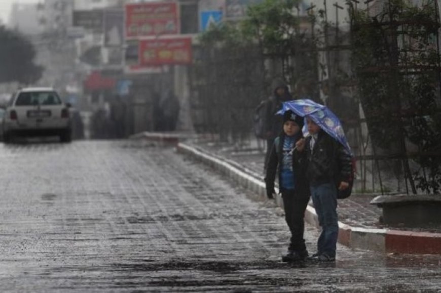 الطقس: تتأثر البلاد بمنخفض جوي مصحوب بكتلة هوائية باردة