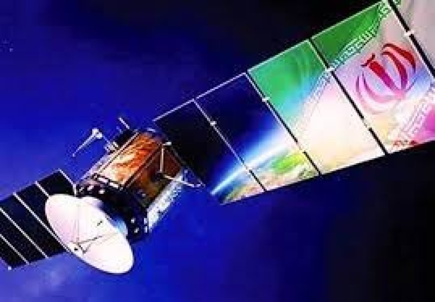 إيران: إطلاق تاريخي لثلاثة أقمار صناعية إيرانية