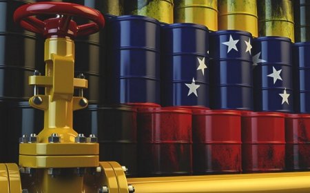 واشنطن تنجز أولى صفقات بيع النفط الفنزويلي بقيمة 500 مليون دولار