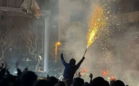 ايران: 5000 قتيل في الاحتجاجات بينهم 500 من قوات الأمن