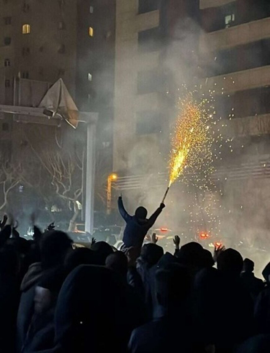 ايران: 5000 قتيل في الاحتجاجات بينهم 500 من قوات الأمن