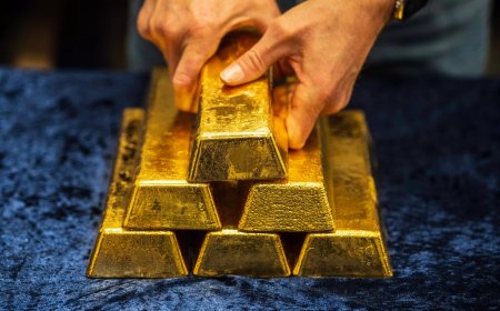 أسعار الذهب تقفز بأكثر من 3% بعد موجة بيع حادة