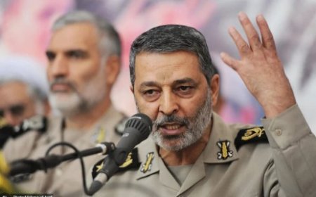 رئيس القوات الإيرانية يكشف حقيقة اغتيال قائد القوة البحرية