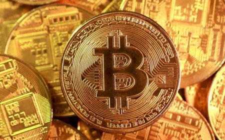 أنين متداولي بيتكوين من الدعوم الرخوة يضع ملكة «الكريبتو» على عتبة انهيار الثقة