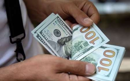 الدولار يسجل ارتفاعا في ظل تهديدات الحرب