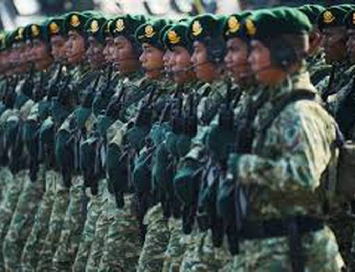 قوات إندونيسية بالآلاف تتهيأ لدخول غزة