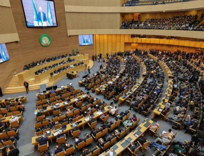 في بيانها الختامي: القمة الأفريقية تطالب بدعم مطلق لعضوية فلسطين الكاملة وتحذر من تهجير سكان غزة