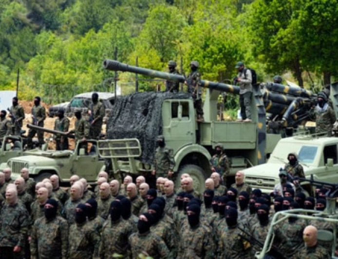 استنفار إسرائيلي: حزب الله والجماعات المسلحة الشيعية تستعد لهجوم محتمل بعد التهديد الأمريكي