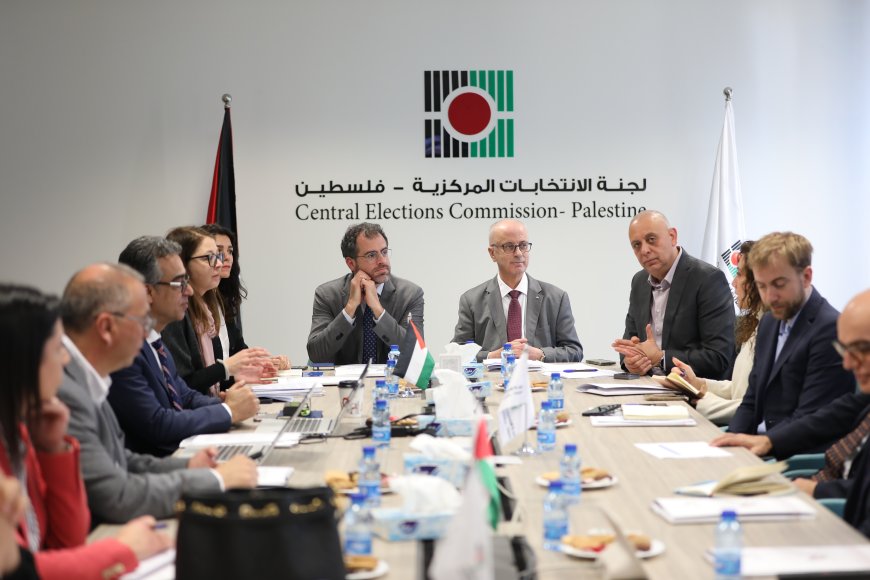 لجنة الانتخابات تجتمع بمجموعة العمل الدولية الخاصة بالانتخابات