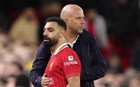 سلوت في تصريح غريب: نظافة الشباك معيار تقييم صلاح