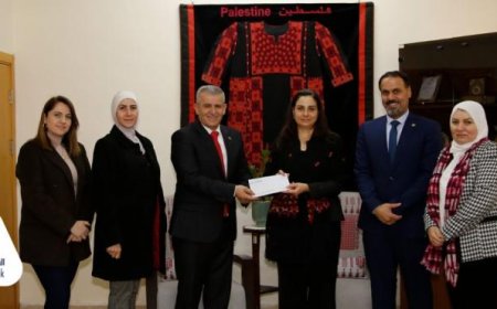 البنك الإسلامي الفلسطيني يقدم دعمه لجمعية إنعاش الأسرة