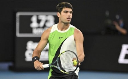 الإسباني كارلوس ألكاراز يودع بطولة ميامي المفتوحة للتنس