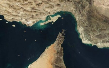 إيران تهدد: أي هجوم أمريكي في "هرمز" سيؤدي إلى إغلاقه لأجل غير مسمى