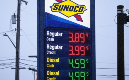 امريكا: سعر البنزين يصل إلى 4 دولارات للجالون لأول مرة منذ أربع سنوات