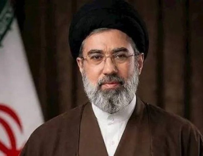 نيويورك تايمز: المرشد الإيراني الجديد أصيب في اليوم الأول من الحرب