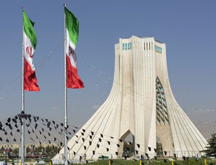 إيران: لا توجد مفاوضات مباشرة أو غير مباشرة مع ترمب