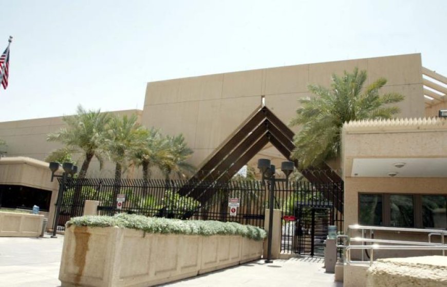 الحرس الثوري يوسع المواجهة وترامب يتوعد بالرد على تدمير سفارة الرياض