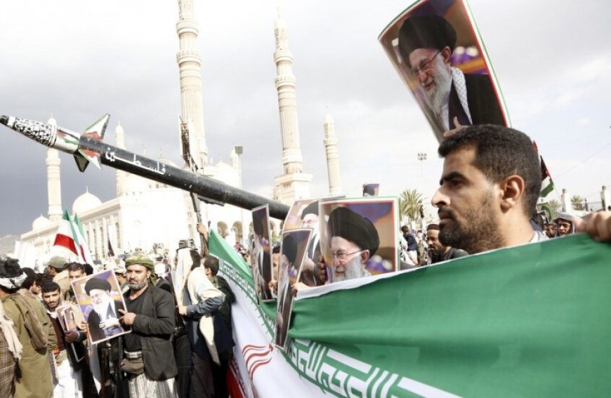 "بلومبرغ": إسرائيل تخطط لإقامة قاعدة متقدمة مقابل الحوثيين في موقع استراتيجي