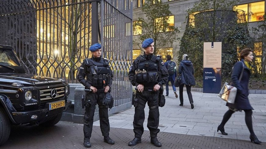 انفجار يستهدف مدرسة يهودية في أمستردام