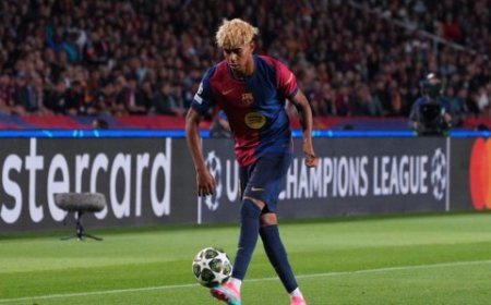 شرطة كتالونيا تحقق بشأن “هتافات معادية للإسلام” خلال مباراة إسبانيا ومصر.. وجمال يندّد بالـ”سخرية” المعادية للمسلمين ويصفها بأنها “غير مقبولة”