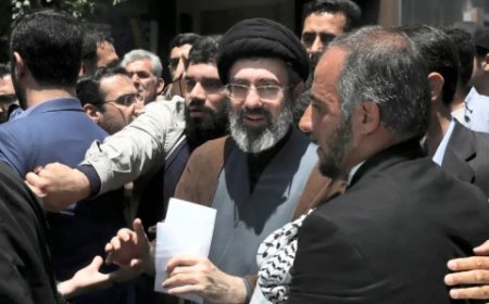 “معاريف” تدعي تحول مفاجئ بموقف “تل أبيب” من القائد الجديد لإيران