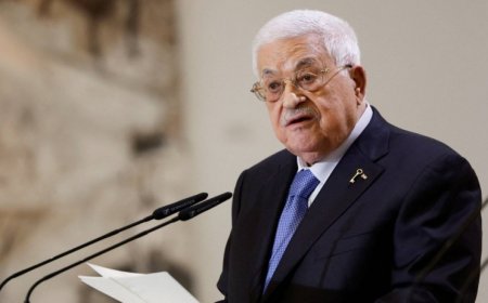 الرئيس في رسالة عيد القيامة: متمسكون بالأمل وحقوقنا.. والاحتلال واهم بتغيير وضع المقدسات