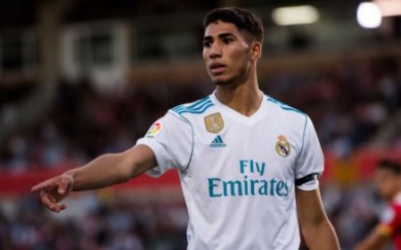 أشرف حكيمي “مطمئن البال” بخصوص احالته إلى المحاكمة بتهمة الاغتصاب