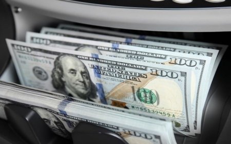 الدولار عند أعلى مستوى في أسبوع وسط شكوك حول فعالية «هدنة ترامب»