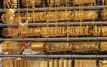 ارتفاع طفيف للذهب وسط ترقب تصريحات باول بشأن تأثير حرب إيران